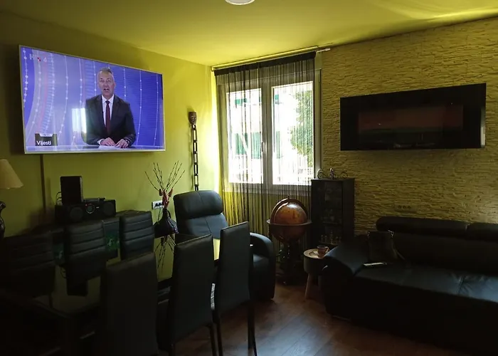 Luxury Sirena Centre Netflix ספליט