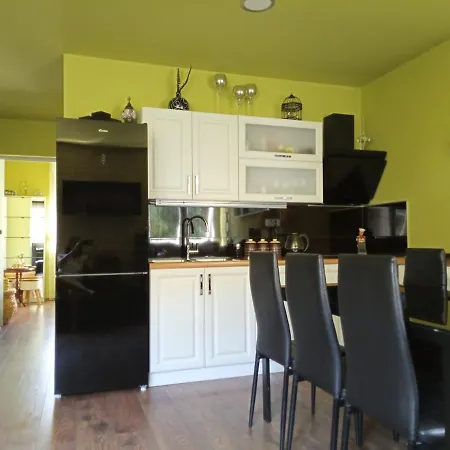 Luxury Sirena Centre Netflix