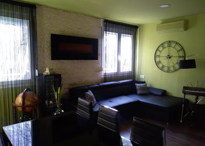 Luxury Sirena Centre Netflix *